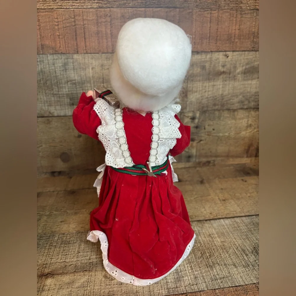 Animated Santa & Mrs. Claus Christmas Music Dolls The San Francisco Music Box